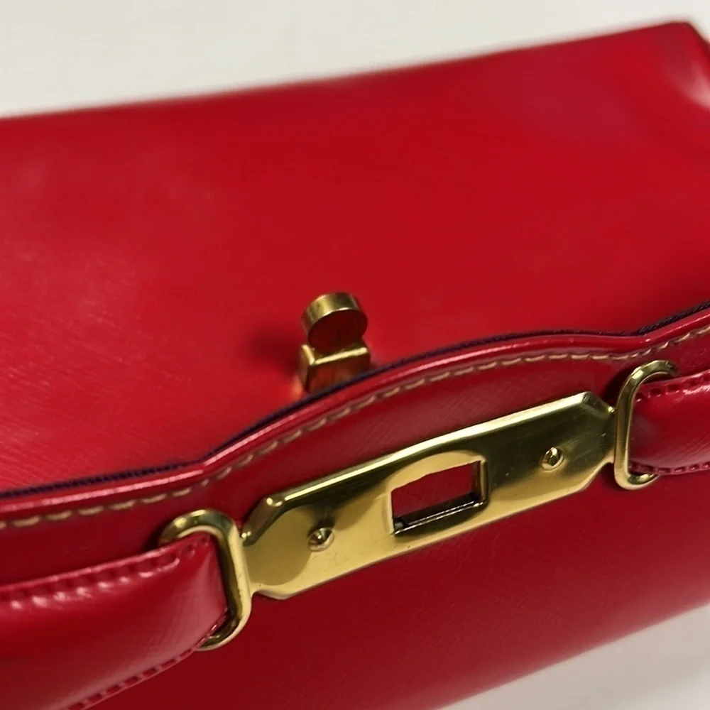Vintage Red Leather Turnlock Clutch Bag